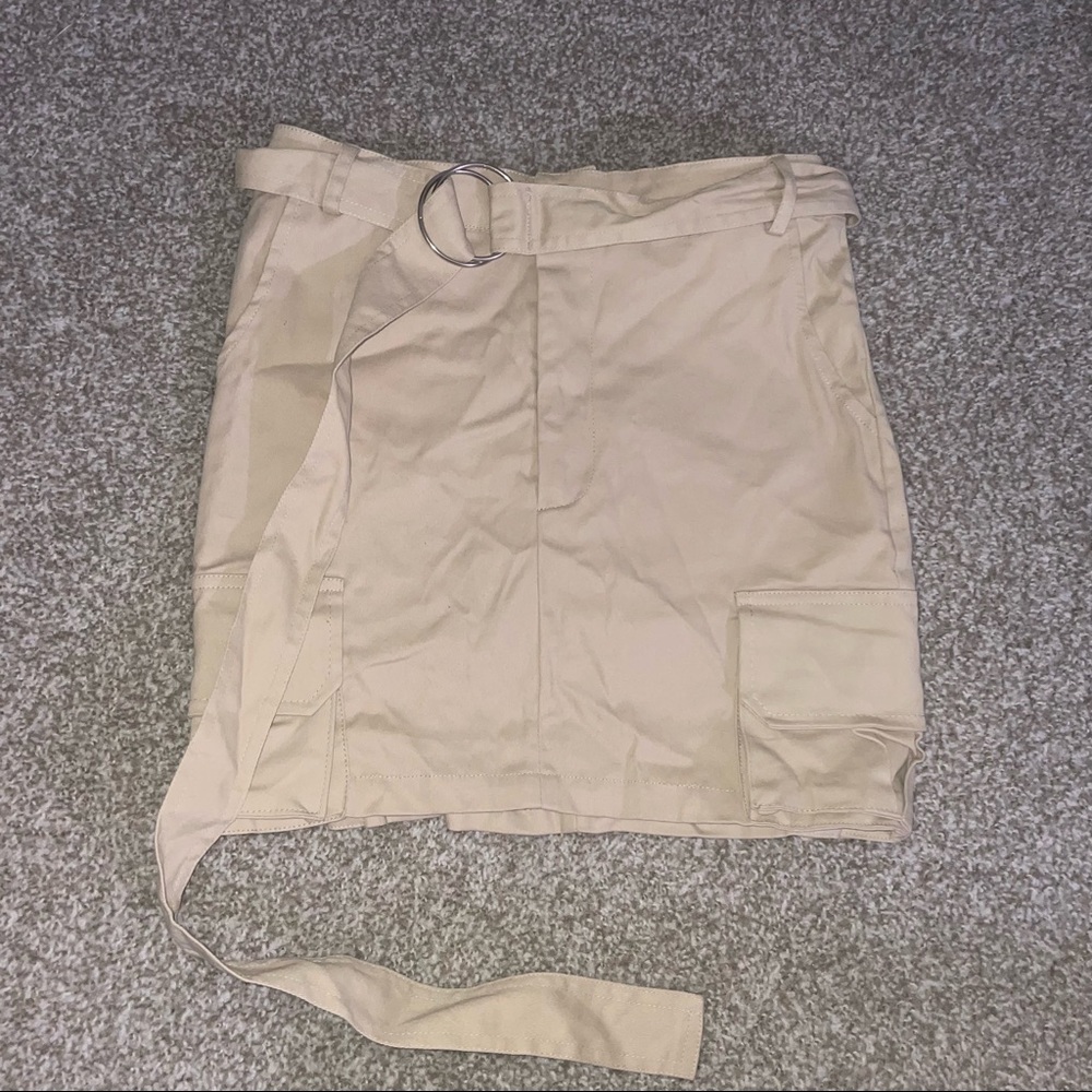 Beige cargo skirt